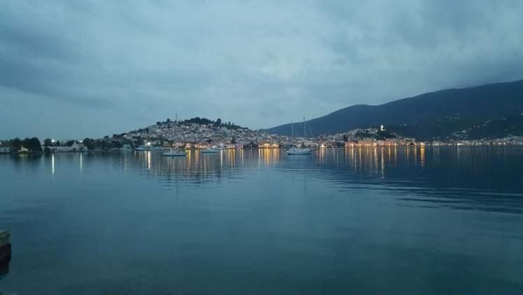 דירות Poros Town Sunray Studio In Poros מראה חיצוני תמונה